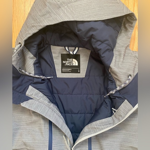 The North Face 2018 Winter Olympics Snowboard Jacket Mens Large - Picture 2 of 3